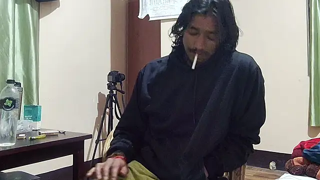 Gre3k_god's cam snapshot