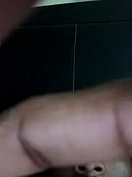 Kaalum561 live sex cam