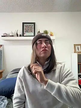 Romina9977 live sex cam