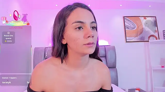 martina_mancini's cam snapshot