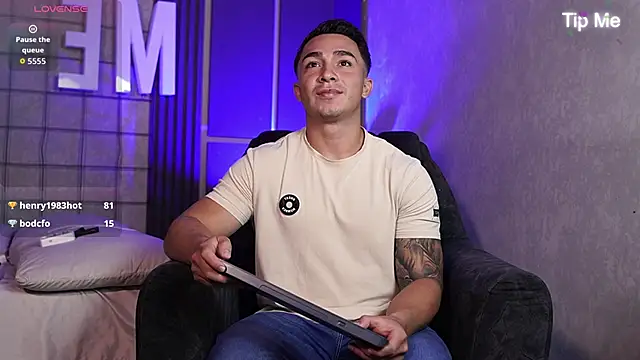 Ryan_Hunt live sex cam