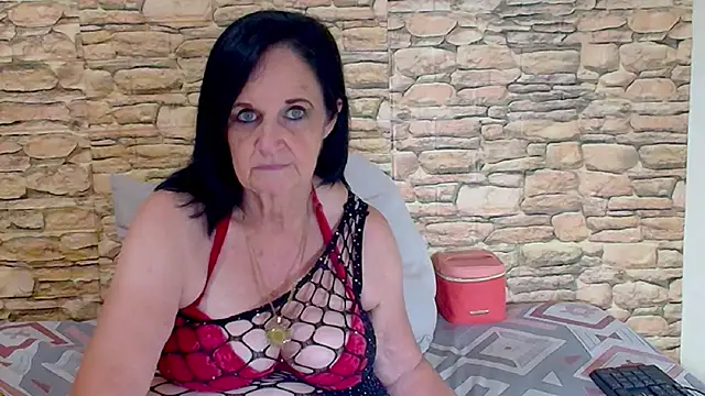 LuciousGrace's cam snapshot