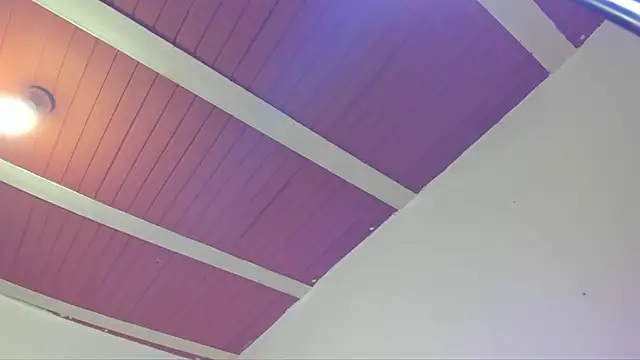 yourlatina_emely's cam snapshot