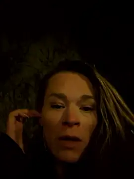 vinique99 live sex cam