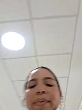 Aliciabloom live sex cam