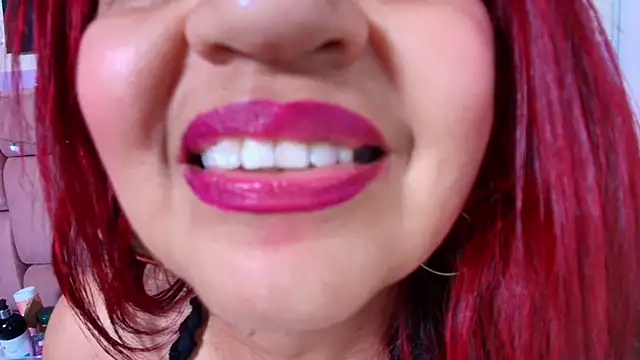 RoxetteMature's cam snapshot