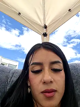 Juliana_Xander live sex cam