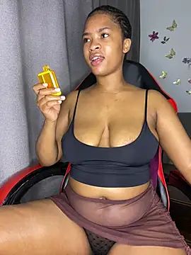 _Fifi's cam snapshot