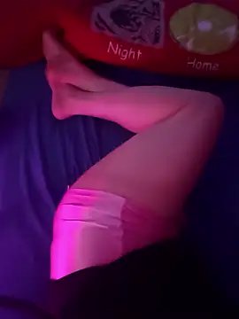 JulietteMaitresse live sex cam