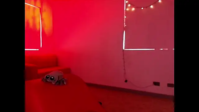 Canela_Osada_'s cam snapshot