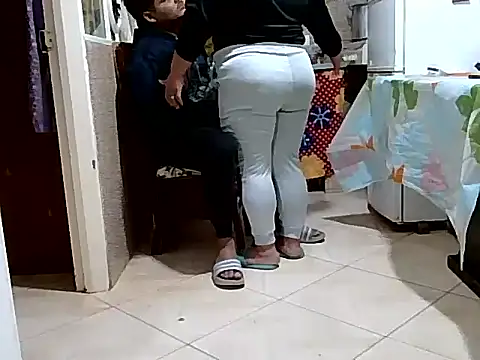 Boycuriousxxx live sex cam