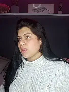 adhara-walk live sex cam