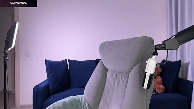 SharkyBaby's cam snapshot