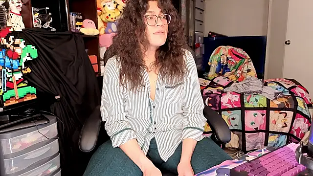 ShinyCherub live sex cam