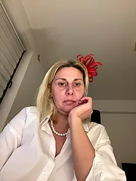 Amelia9798's cam snapshot