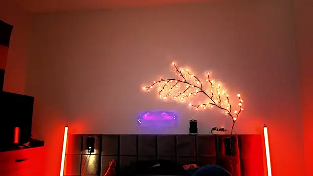 JordanShow's cam snapshot