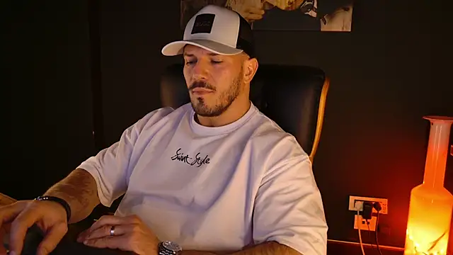 AngeloEric's cam snapshot