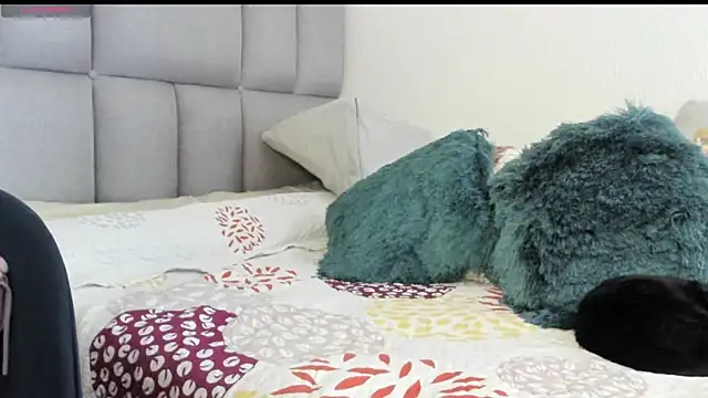 Charlotte7-7 live sex cam