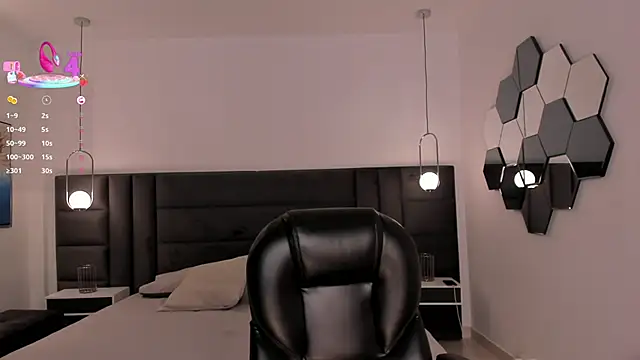 MaryLewis_'s cam snapshot