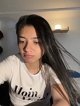 Liissa_cute_ live sex cam