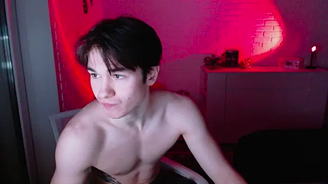MarkusDean live sex cam