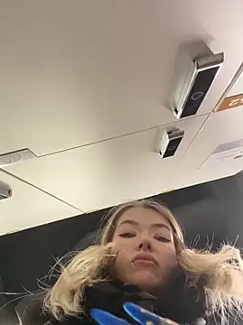 Star_Mia69's cam snapshot