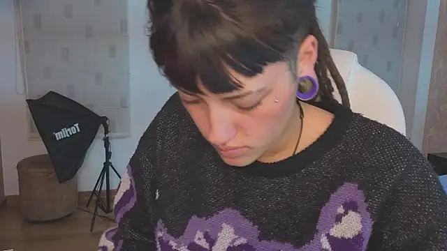 _sharlotte777's cam snapshot