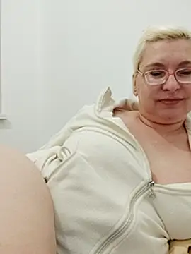 VikaKing's cam snapshot