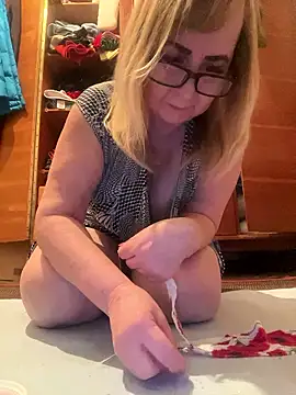 Irina2909@xh's cam snapshot