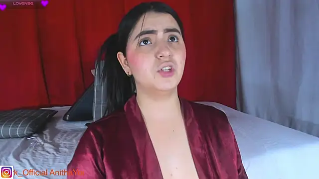 AnithaaYork's cam snapshot