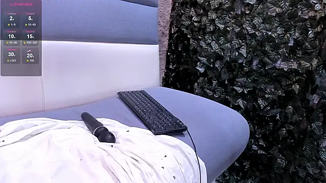 bubble__angel__'s cam snapshot