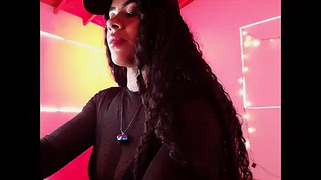 Canela_Osada_'s cam snapshot