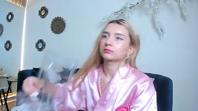 Morgan_Lux's cam snapshot