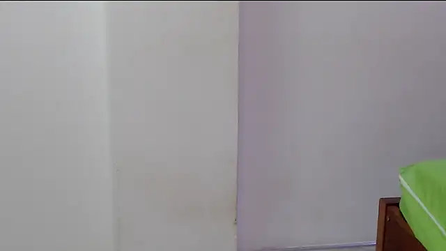 skinnysofia18's cam snapshot