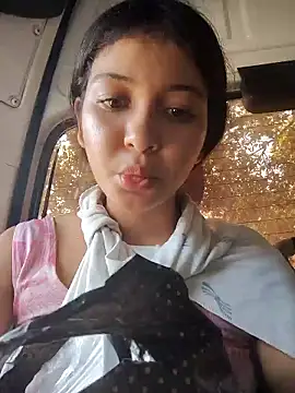 Soymaia live sex cam