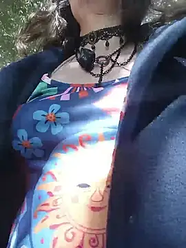 Lucy_colee live sex cam