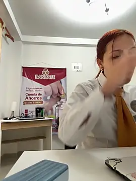 Emily-7_ live sex cam