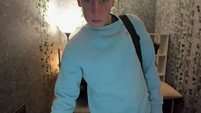 AlexxSweet live sex cam