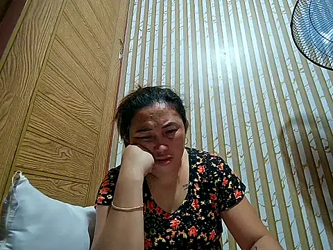 Simple_Pinay143's cam snapshot