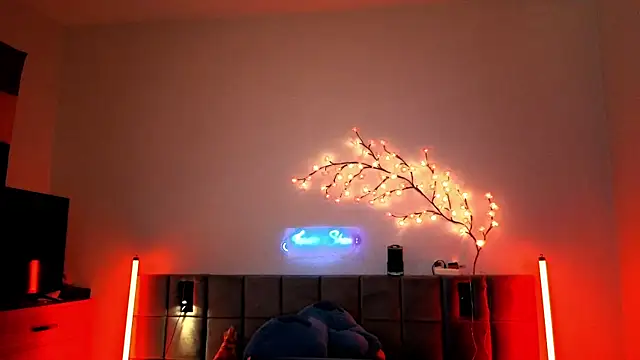 JordanShow live sex cam