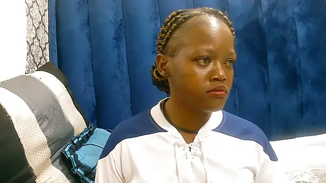 DarkBeauty33's cam snapshot