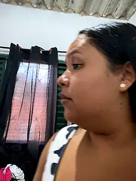 Bigostosa's cam snapshot