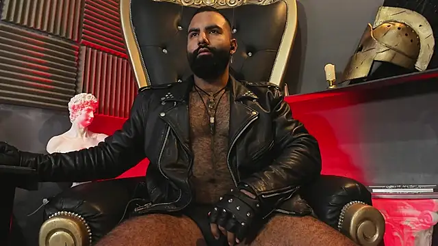 BeardAndrew live sex cam