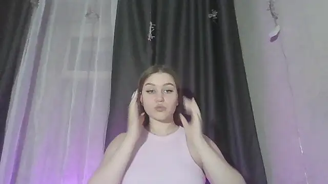 yourhoney_Lola_'s cam snapshot