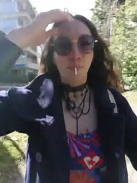 Lucy_colee live sex cam