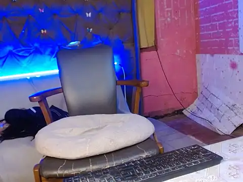 _lexa_'s cam snapshot