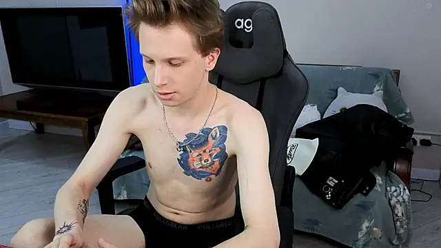 arlekincrop's cam snapshot