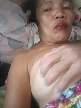 sara_milf777's cam snapshot