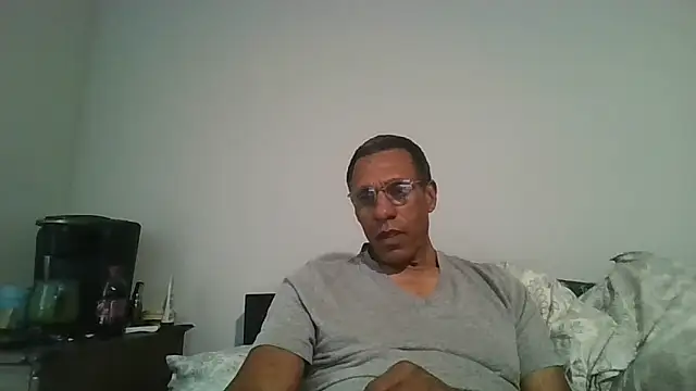 swimmer2496 live sex cam