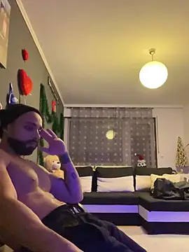 1Richrichard1's cam snapshot